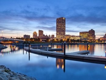Get Guaranteed Auto Loan Approval in Milwaukee